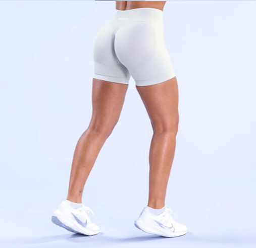 REFINE OFF-WHITE SHORTS